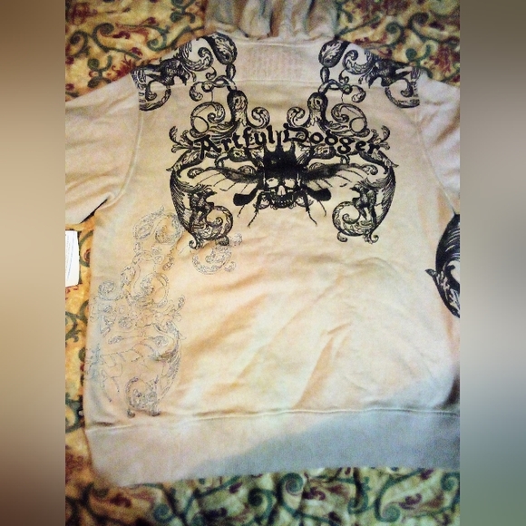 Artful Dodger Ancient Rustic Gothic Graphic Design Spray Hoodie Men's XL Wheat - Picture 11 of 16